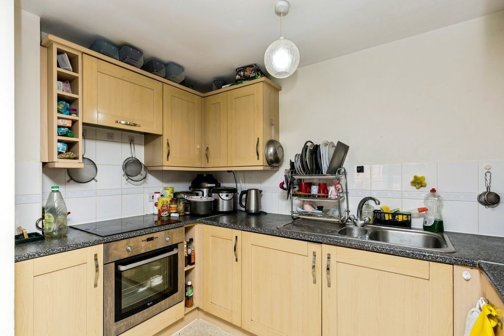 Property photo 2 of 15 Pbox-Img.Jpg