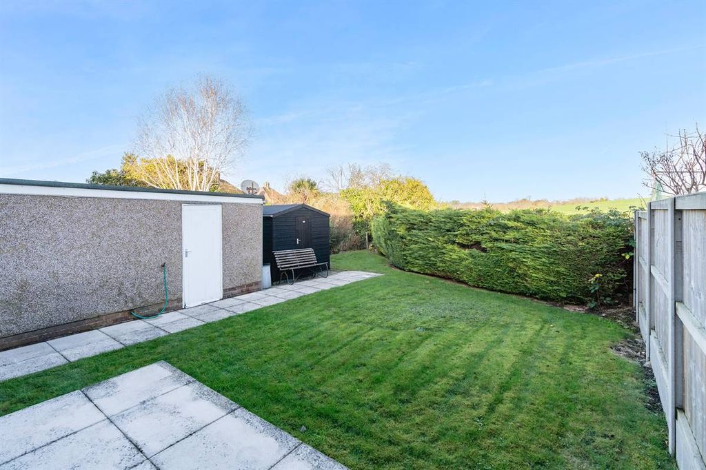 Property photo 3 of 20