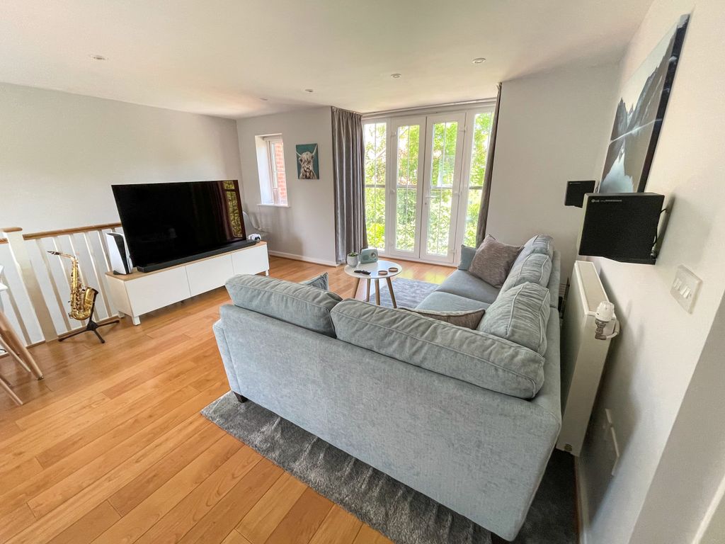 Additional image 10 of 2 bed flat for saleHeydon Way, Broadbridge Heath RH12