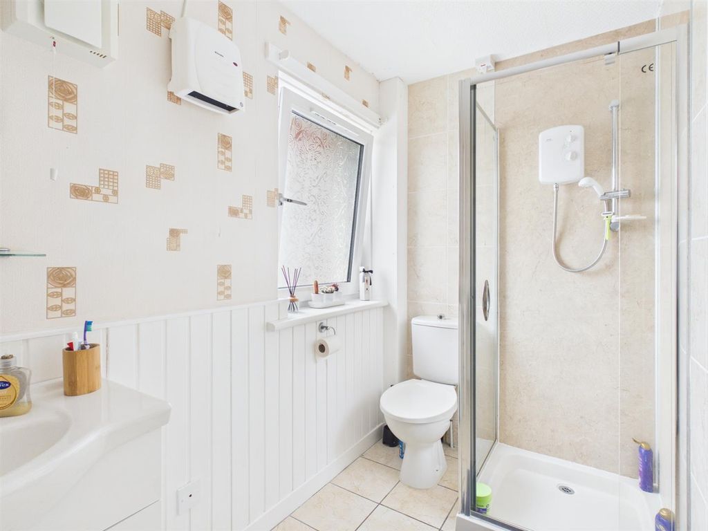 Additional image 18 of 3 bed property for saleBanff Crescent, Fort William PH33