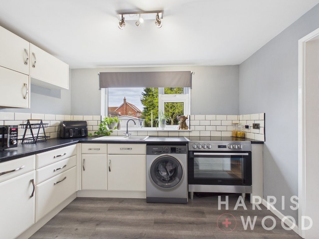 Property photo 3 of 29 5069353