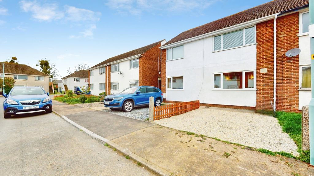 Property photo 1 of 12 Front