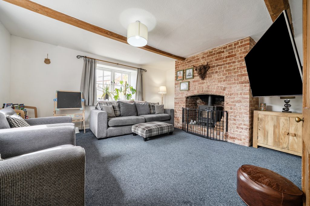 Property photo 2 of 28 Living Room