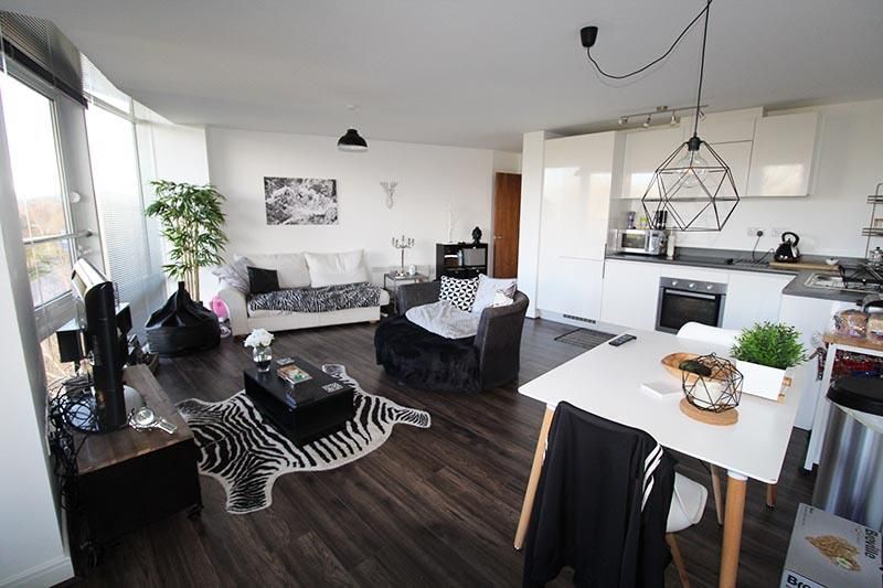Property photo 2 of 12 Longe 3.Jpg