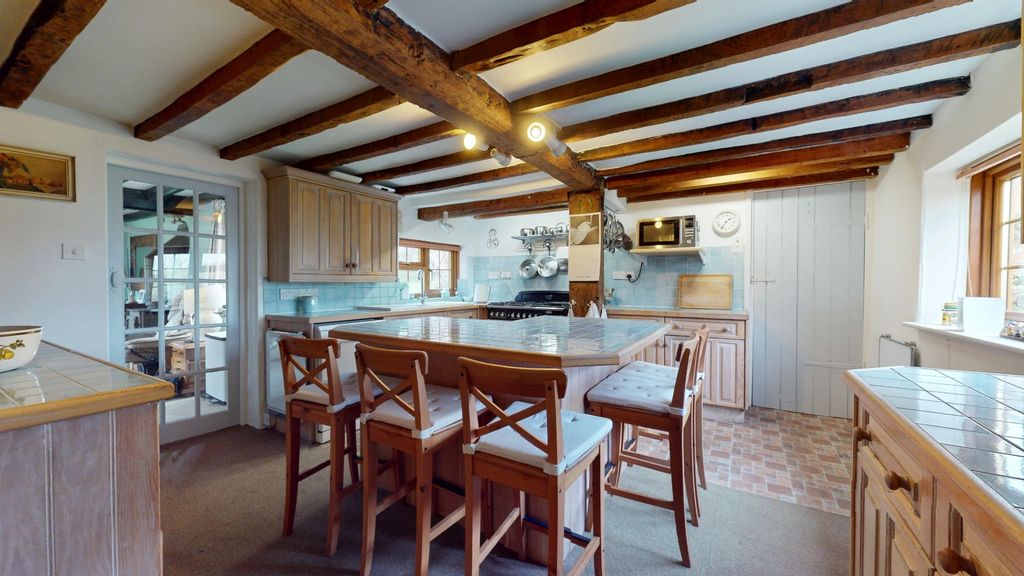 Property photo 2 of 27 3122446