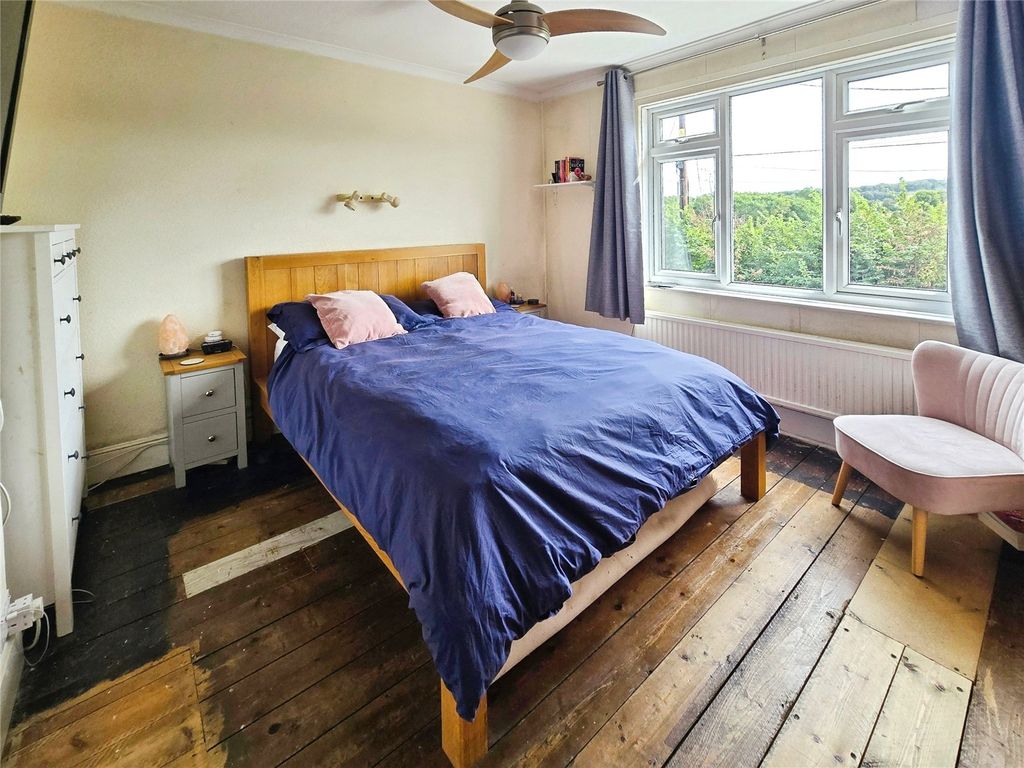 Property photo 3 of 16 Bedroom 1