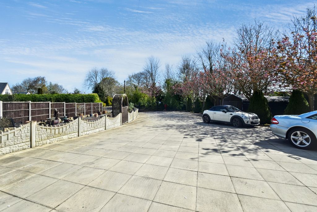 Property photo 3 of 42 Driveway