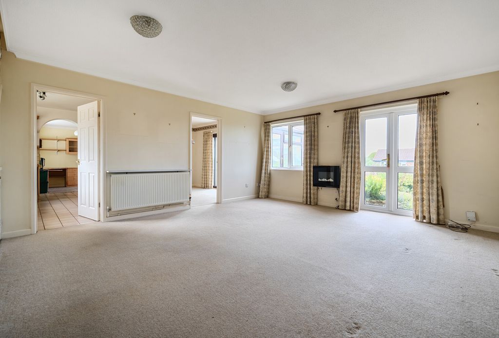 Property photo 2 of 21 1306788-6-68430d8...
