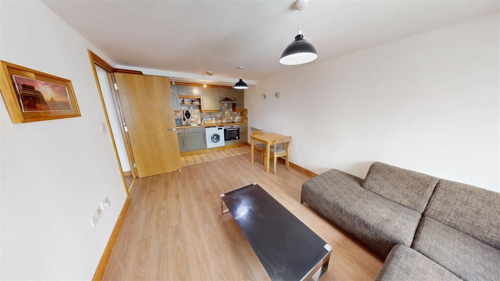 Property photo 3 of 15