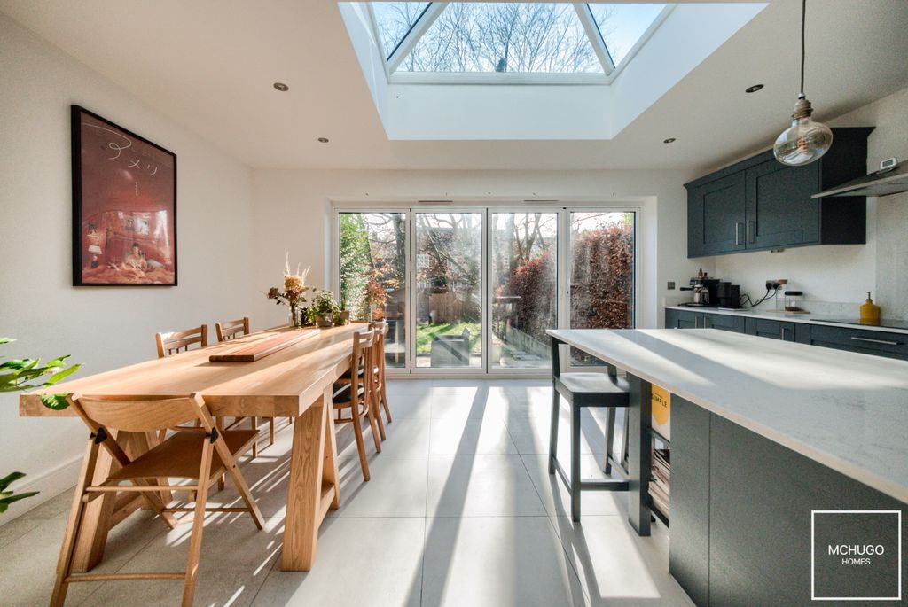 Property photo 1 of 17 Xt5A8536-Hdr(3)