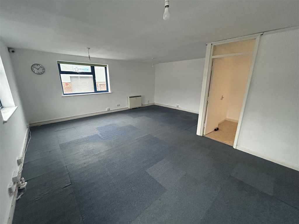 Property photo 2 of 11 Img_9266.Jpg
