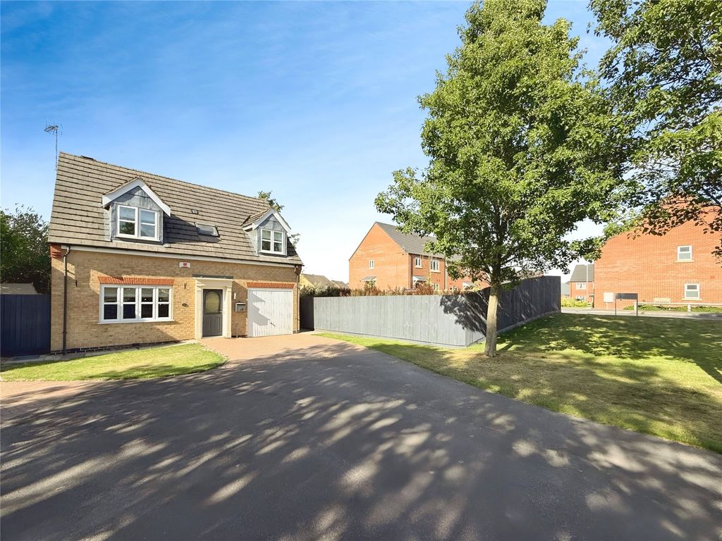 Property photo 1 of 15 Outside