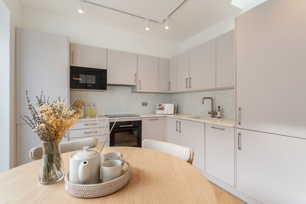 Property photo 3 of 23 4618714