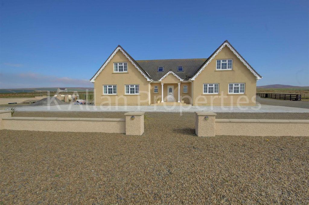 Property photo 1 of 36