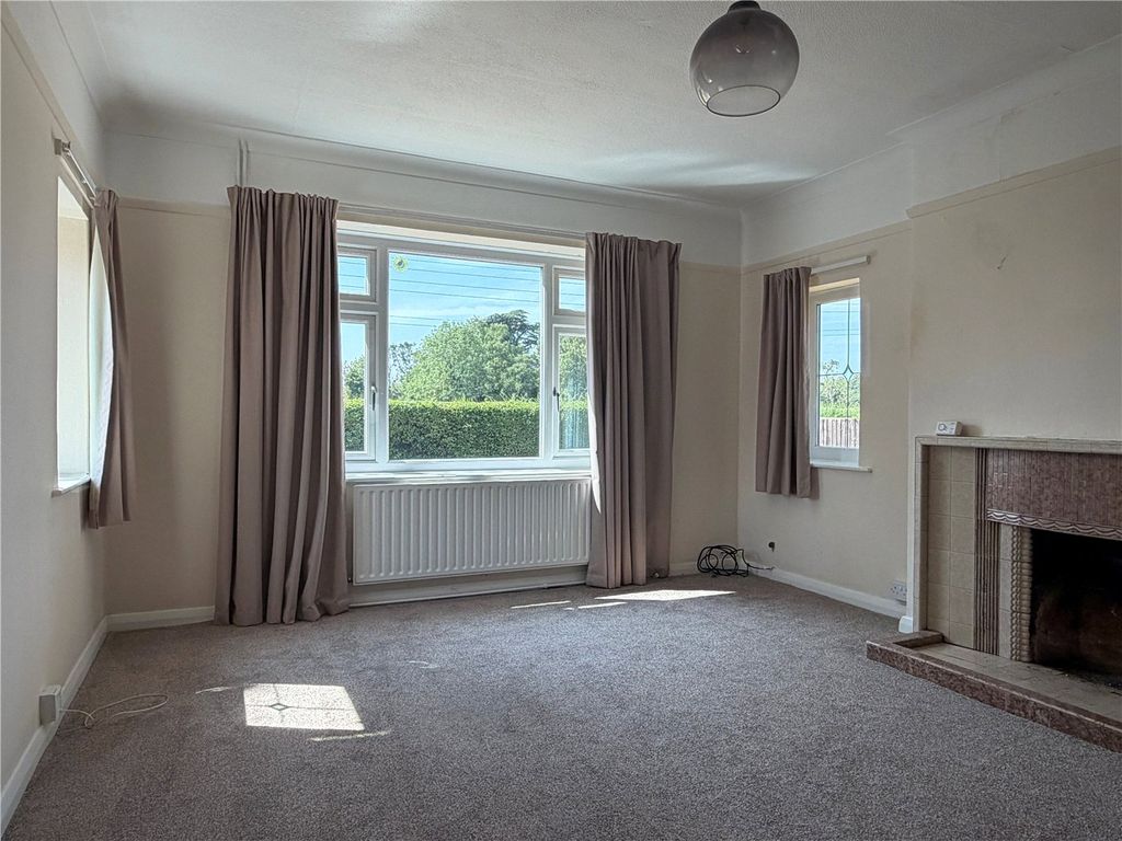 Property photo 3 of 7 Picture No. 21