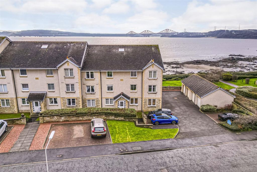 Property photo 1 of 39 Primary Property Image