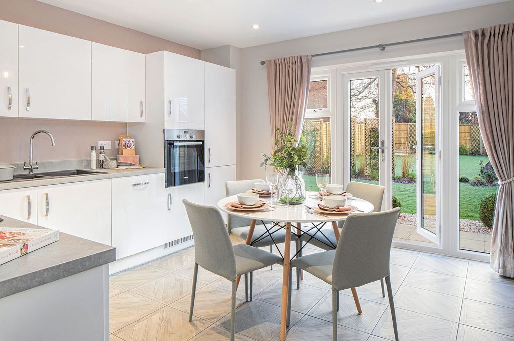 Property photo 2 of 9