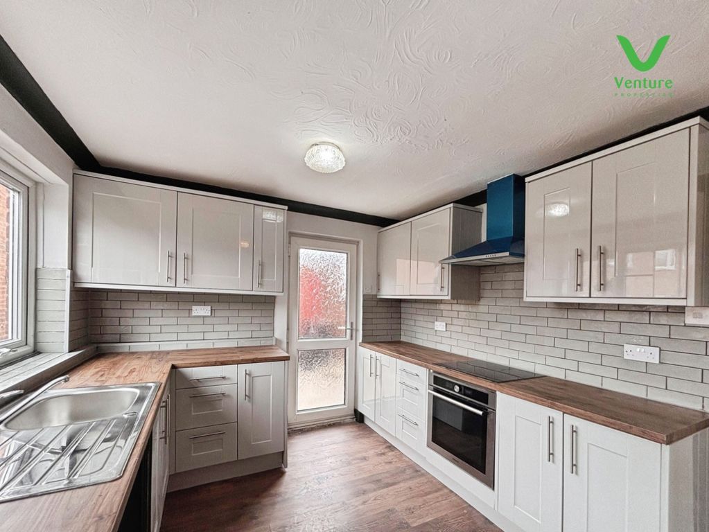 Property photo 3 of 10 Pbox-Img.Jpeg