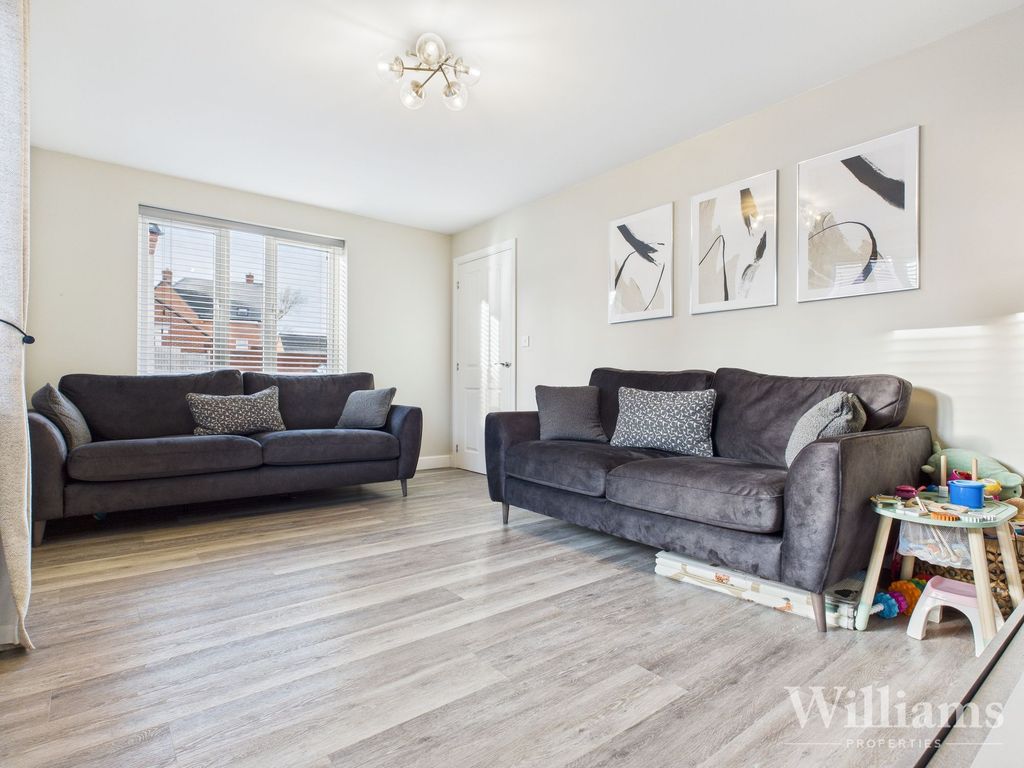 Property photo 2 of 29