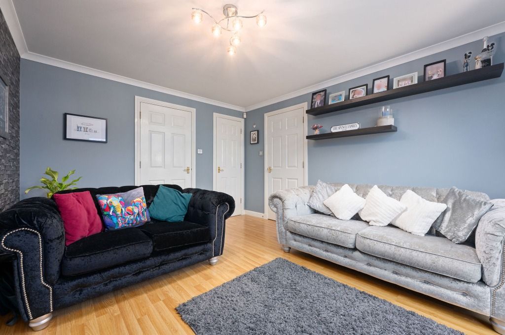 Property photo 3 of 24