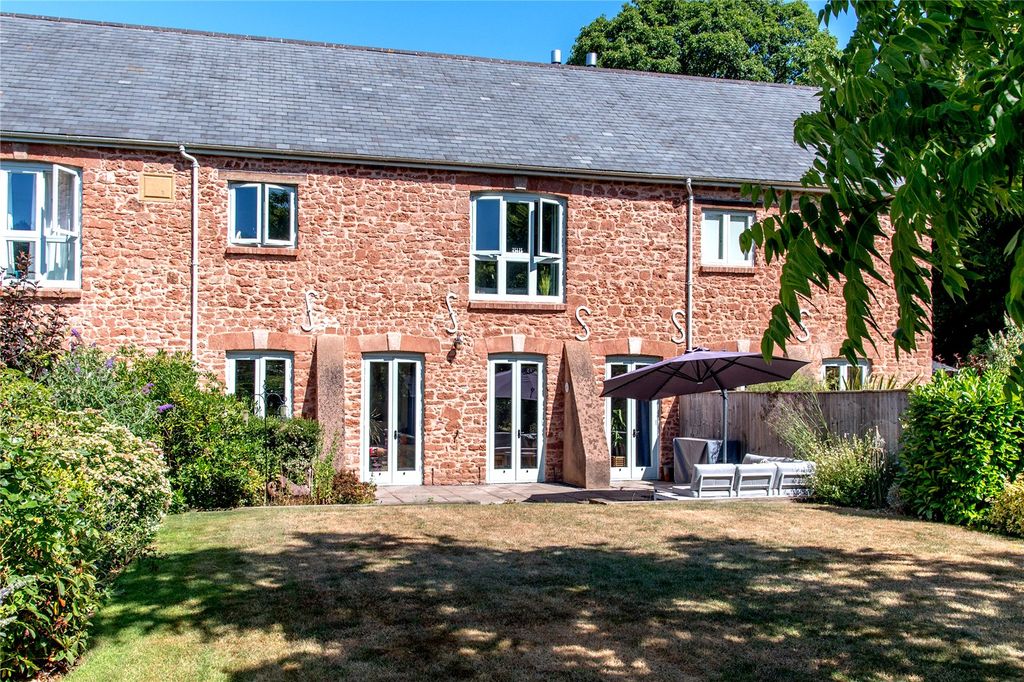 Property photo 1 of 26 Picture No. 01