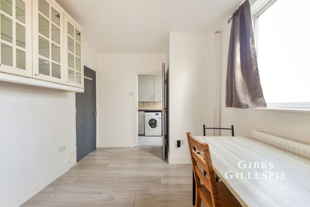 Property photo 3 of 14 Pbox-Img.Jpg