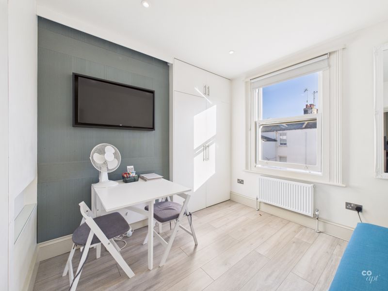 Property photo 1 of 10 Photo 29