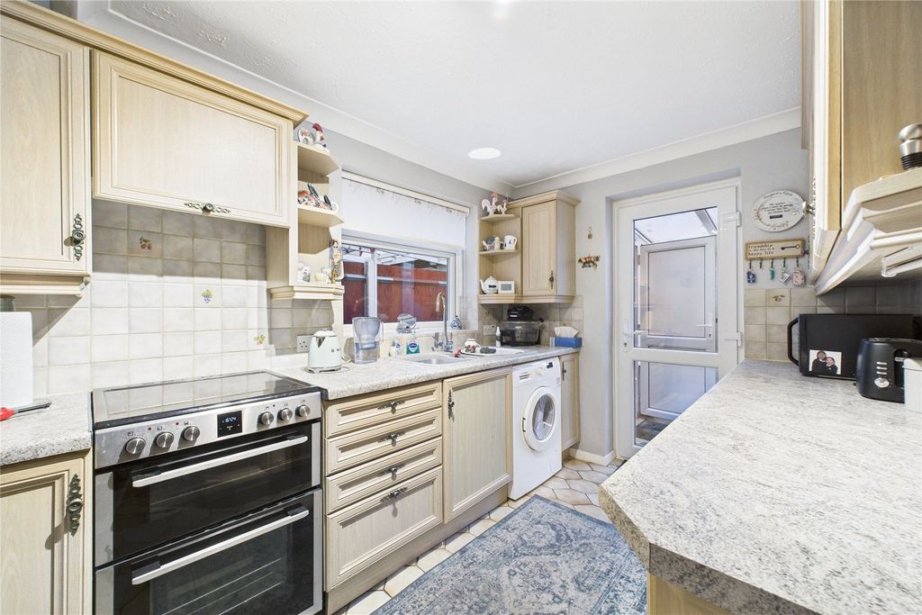 Property photo 3 of 9 Picture No. 10