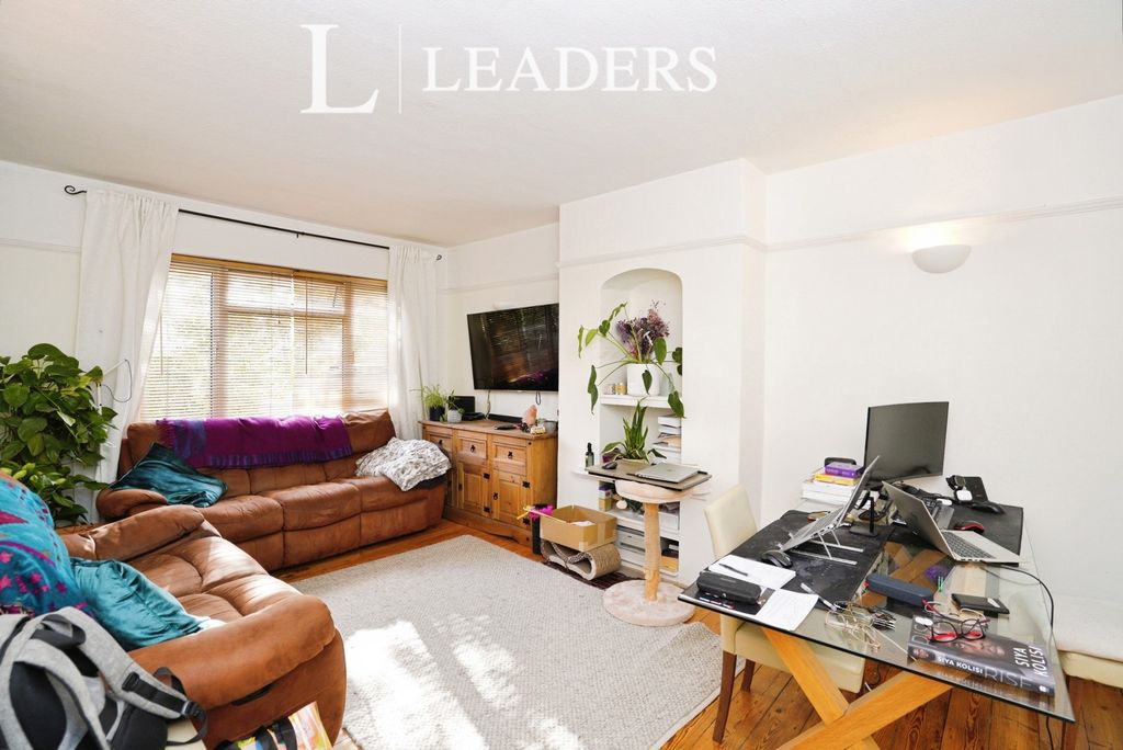 Property photo 2 of 9 Pbox-Img.Jpg