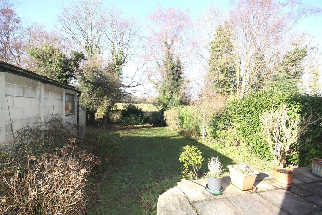 Property photo 3 of 7