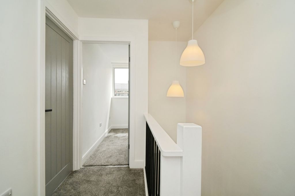 Property photo 3 of 15 Hallway