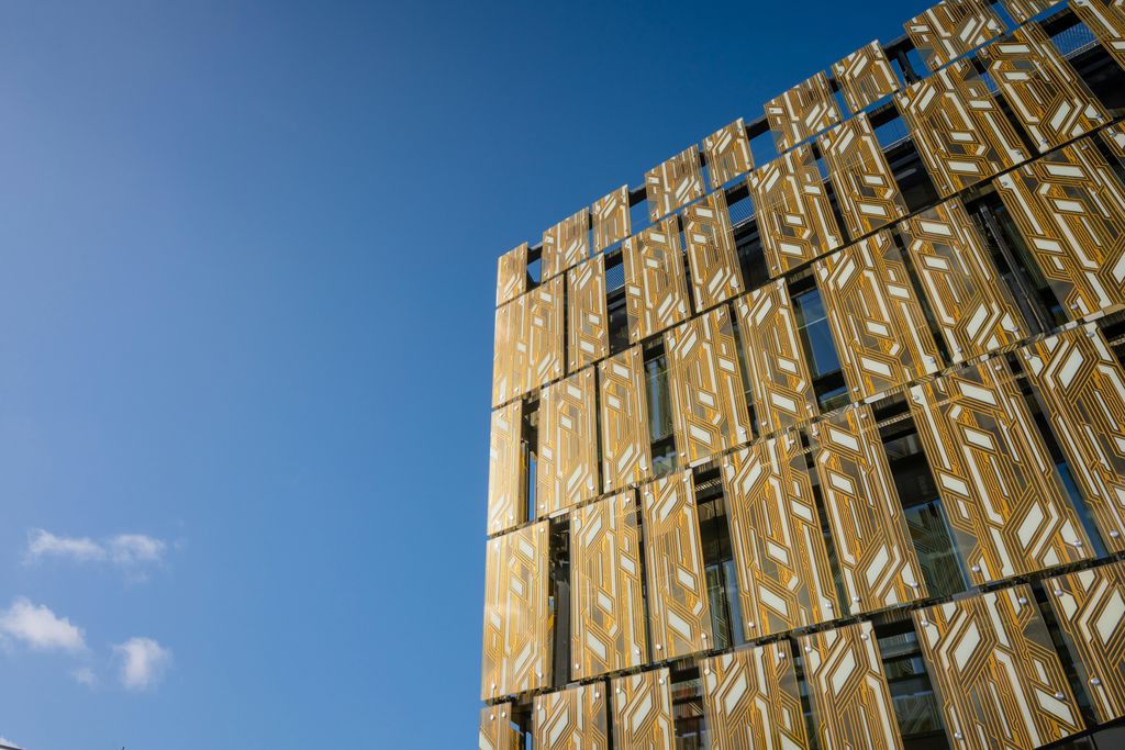 Property photo 3 of 14 4291 Liverpool Science Park 0176.Jpg