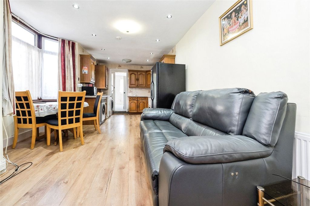 Property photo 3 of 17 Picture No. 03