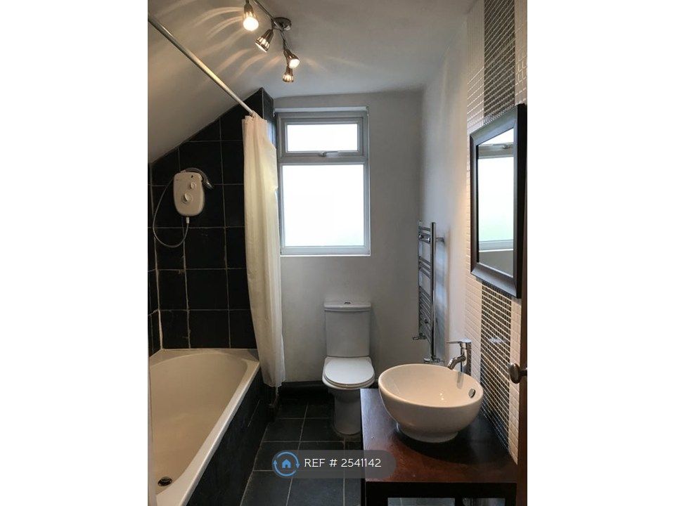 Property photo 3 of 6 Bathroom