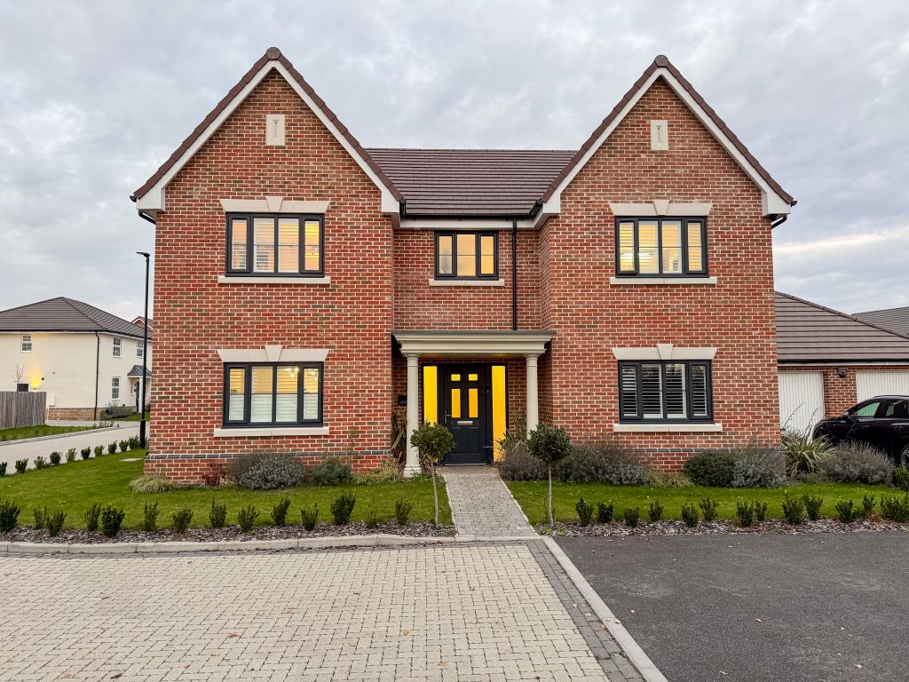 Property photo 1 of 35 Img_6374