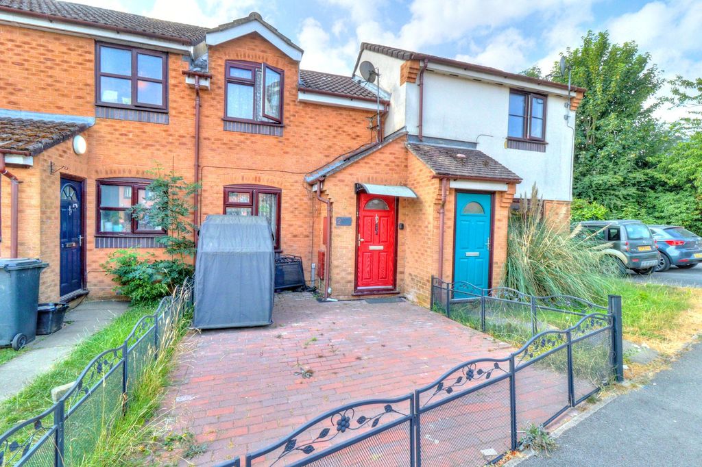 Property photo 1 of 8