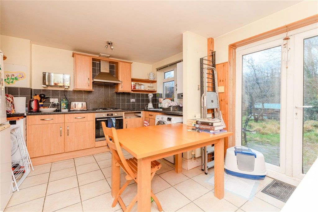 Property photo 2 of 8 Dining Area