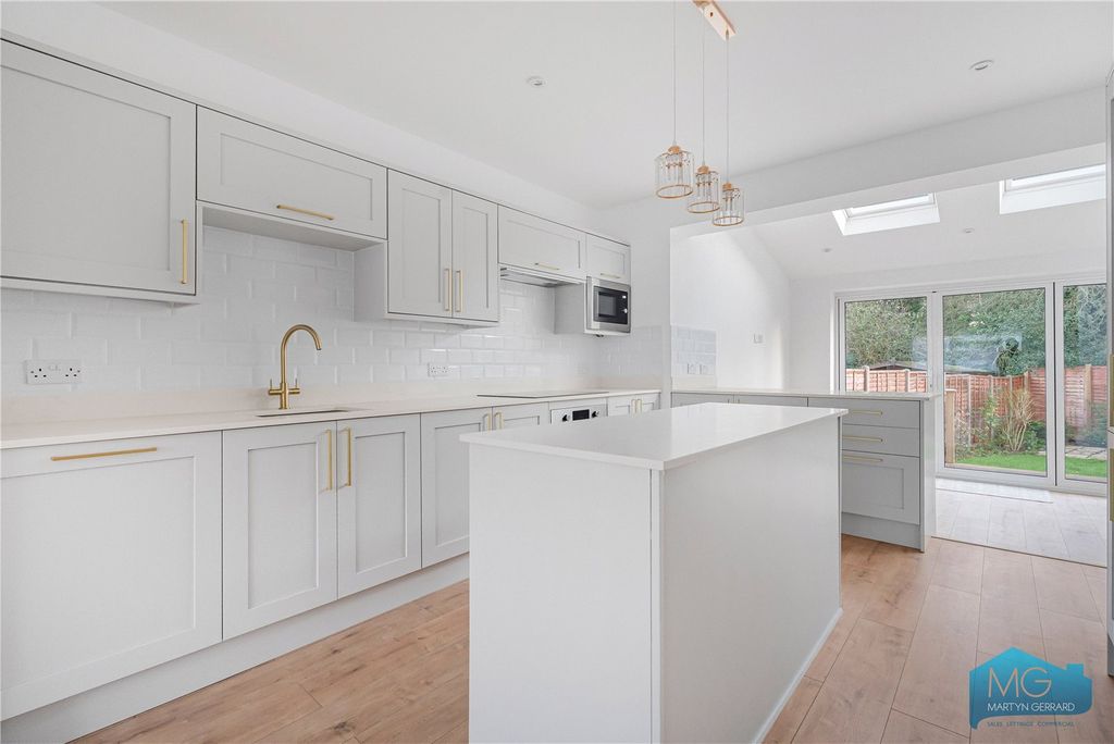 Property photo 3 of 14 Picture No. 28