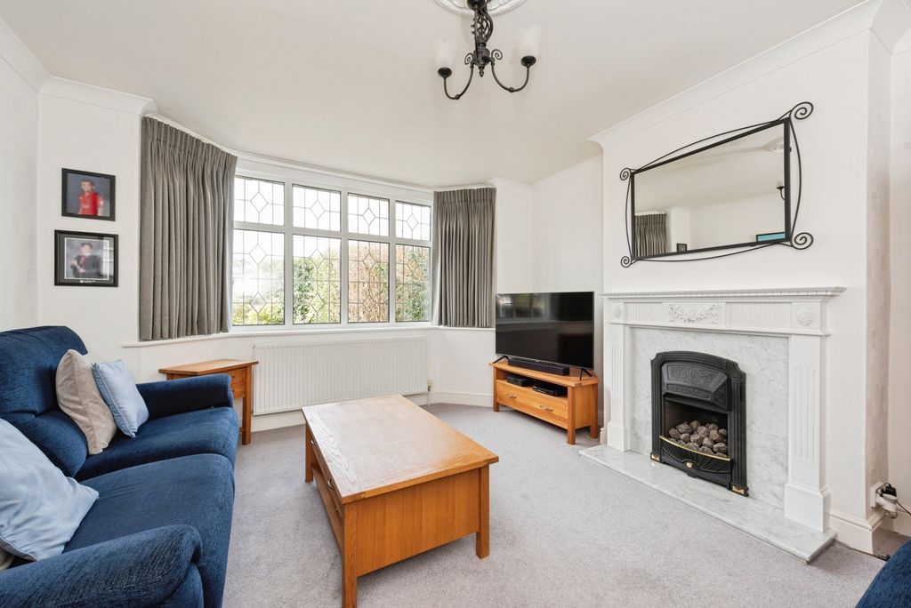 Property photo 3 of 20 Pbox-Img.Jpg