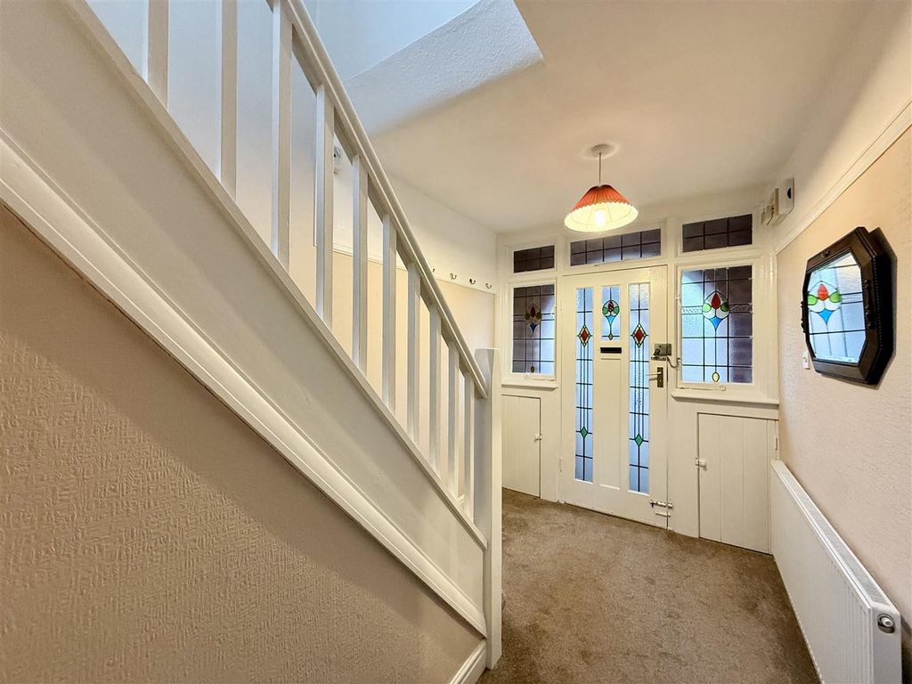Property photo 2 of 17 2