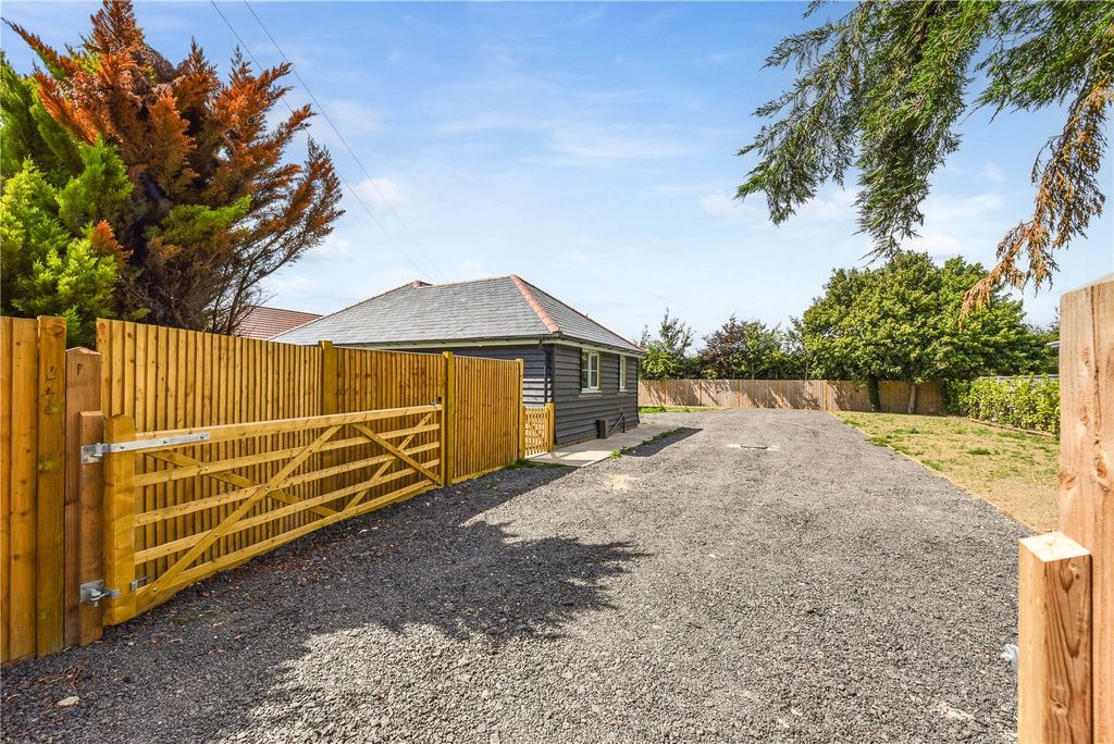 Property photo 1 of 23 Picture No. 27