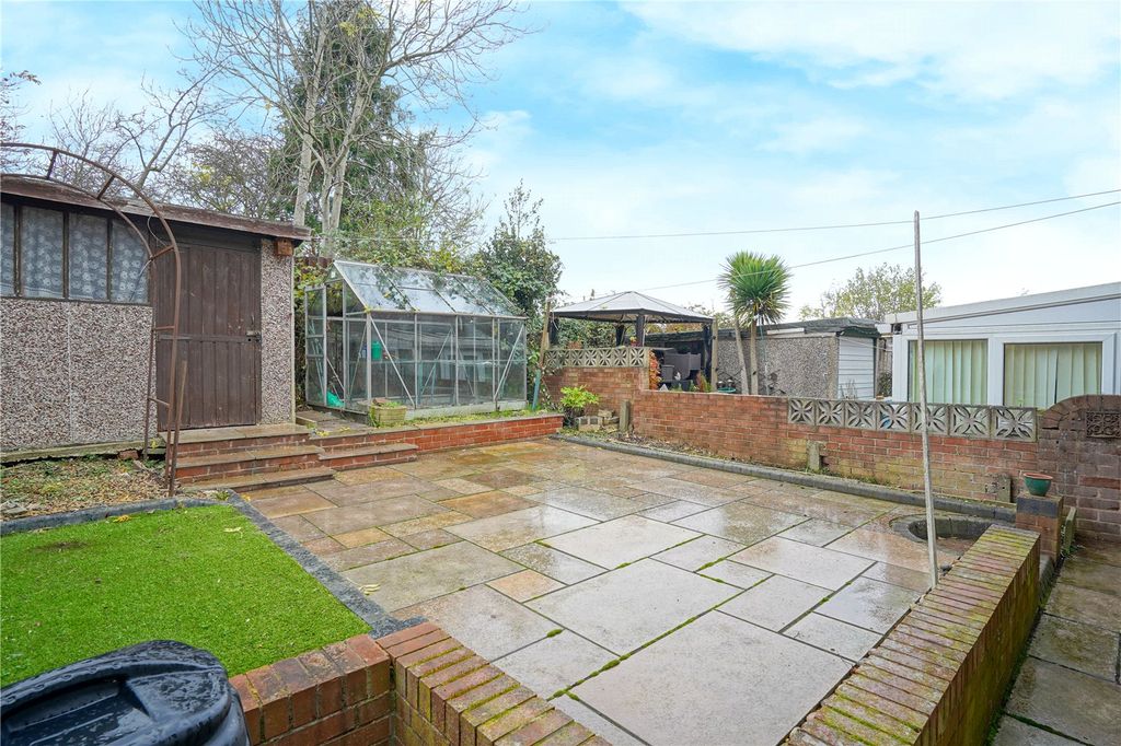 Property photo 2 of 9 Picture No. 08