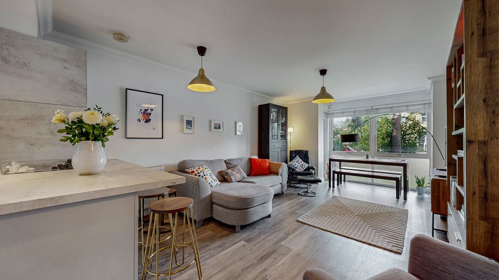 Property photo 2 of 25 15-Print-1381 Pollokshaws Road Flat 0.3_20