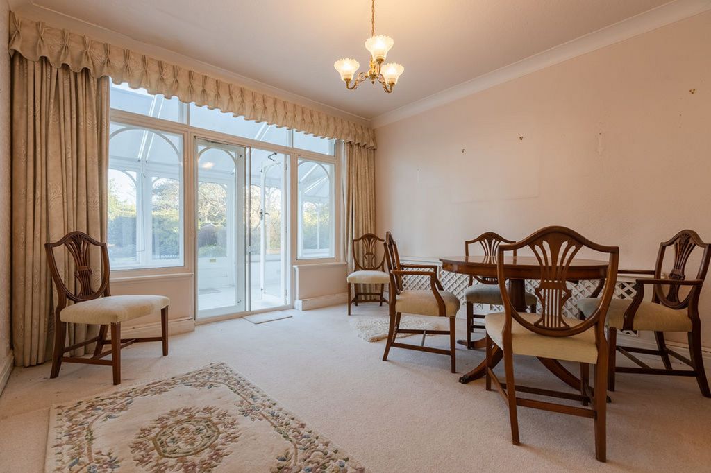 Property photo 3 of 36