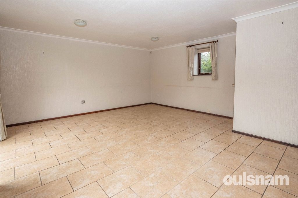 Property photo 3 of 19 Picture No. 05