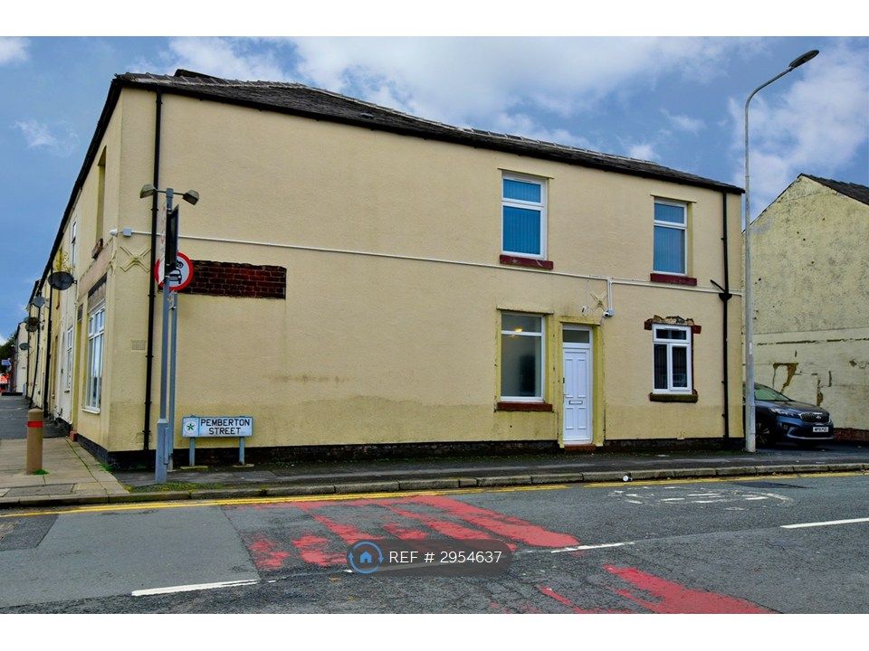 Property photo 2 of 11
