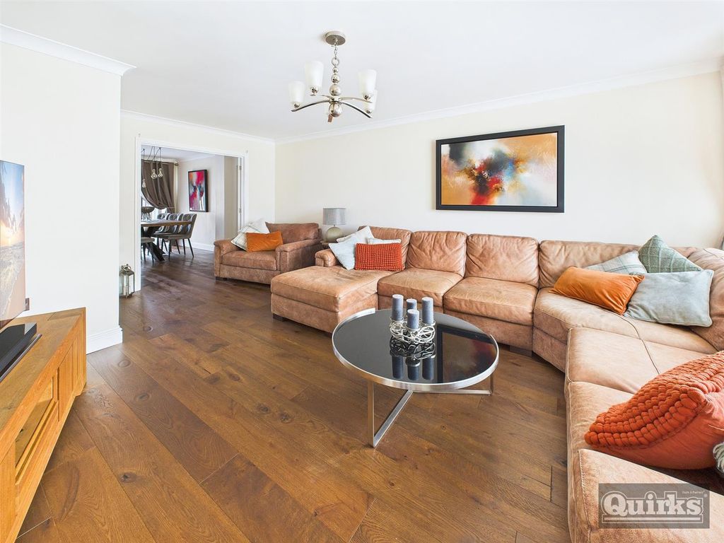 Property photo 2 of 19 Cam02342G0-Pr0133-Still001.Jpg