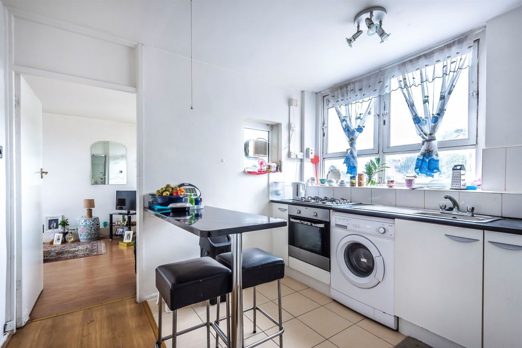 Property photo 2 of 9