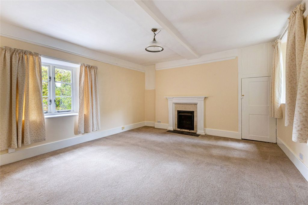 Property photo 2 of 29 Picture No. 22