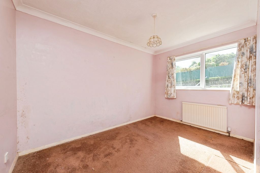 Property photo 3 of 19 Pbox-Img.Jpg